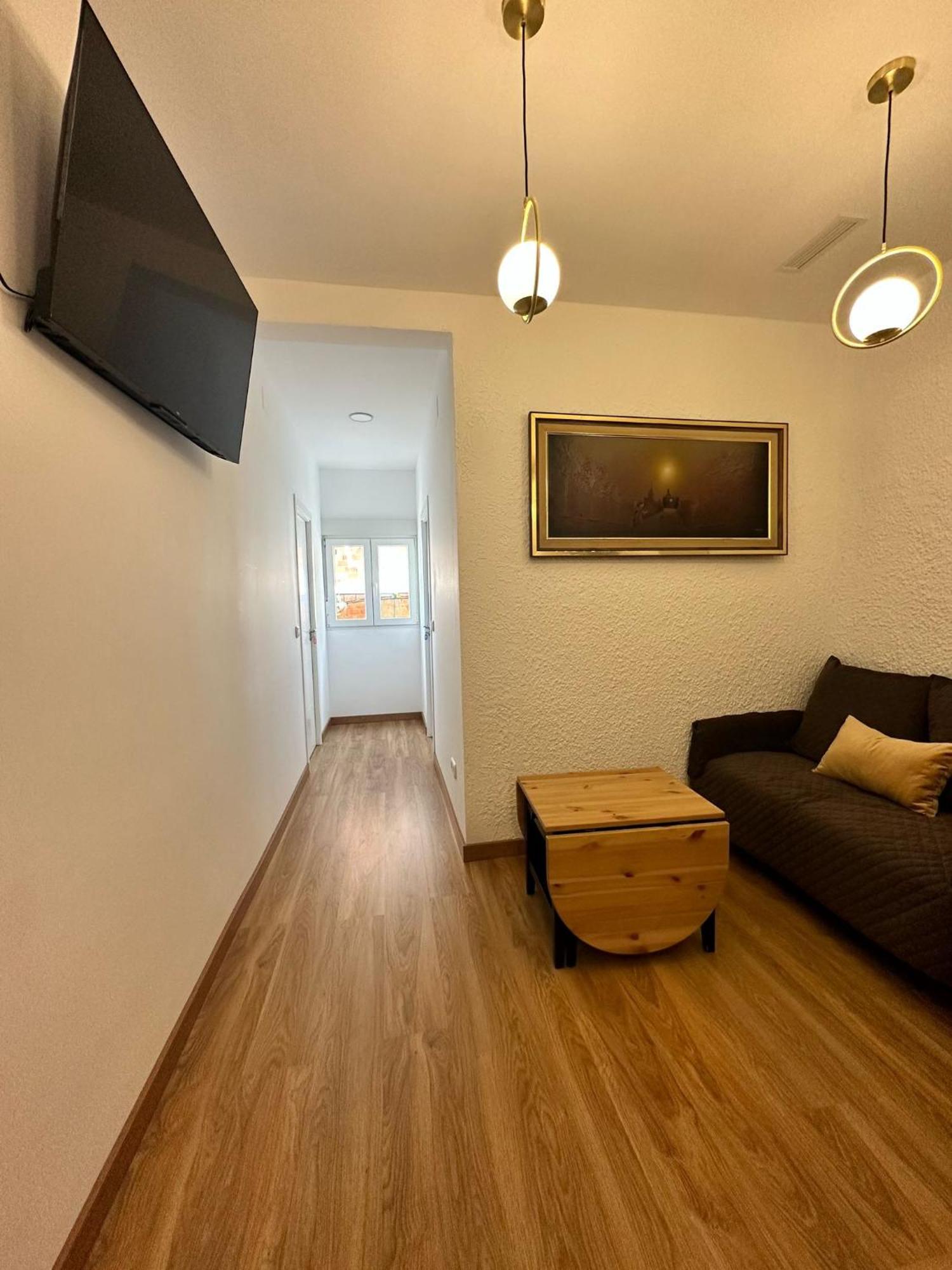 Mi Casa Es Tu Casa Leilighet L'Hospitalet de Llobregat Eksteriør bilde