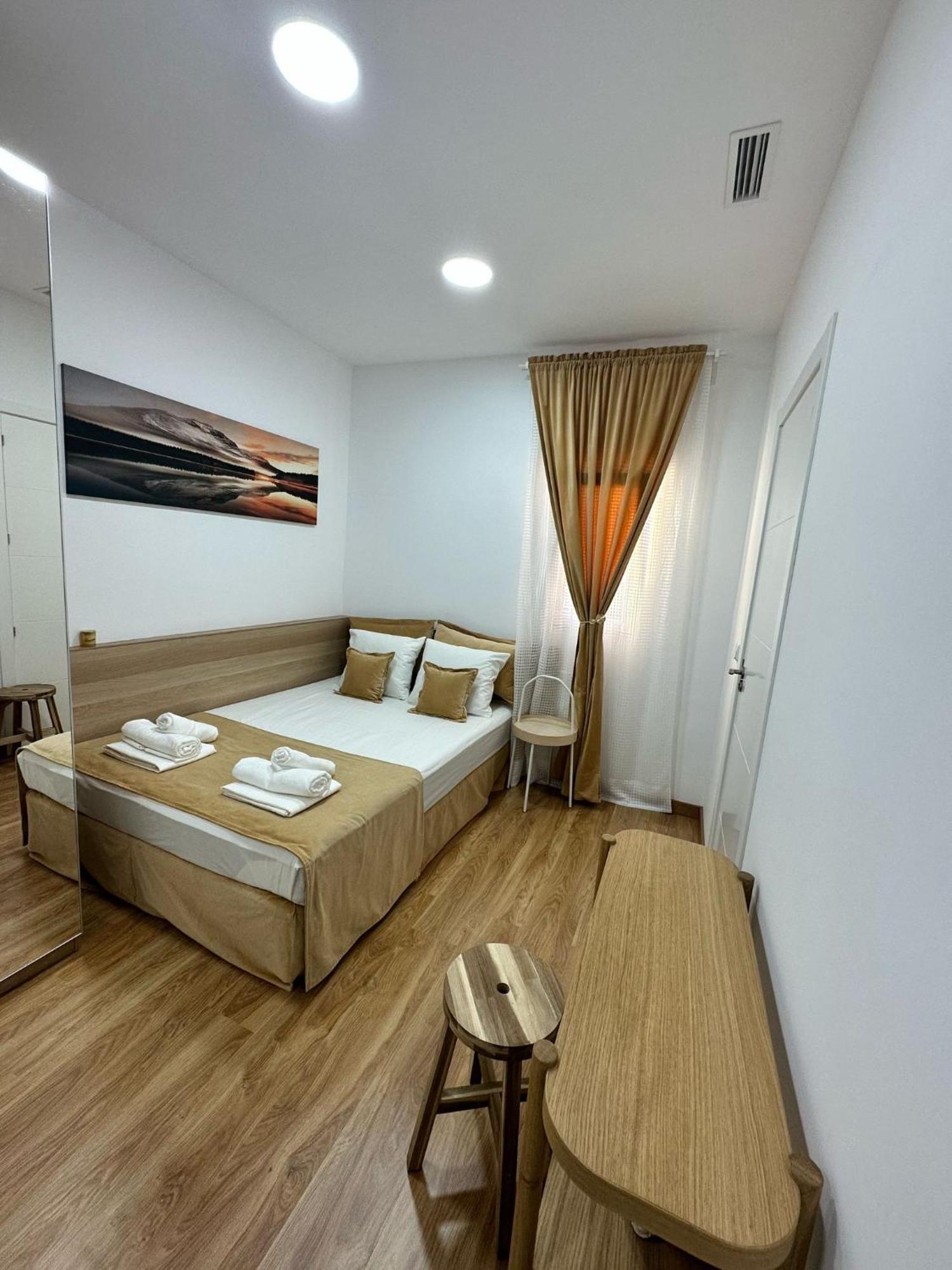 Mi Casa Es Tu Casa Leilighet L'Hospitalet de Llobregat Eksteriør bilde